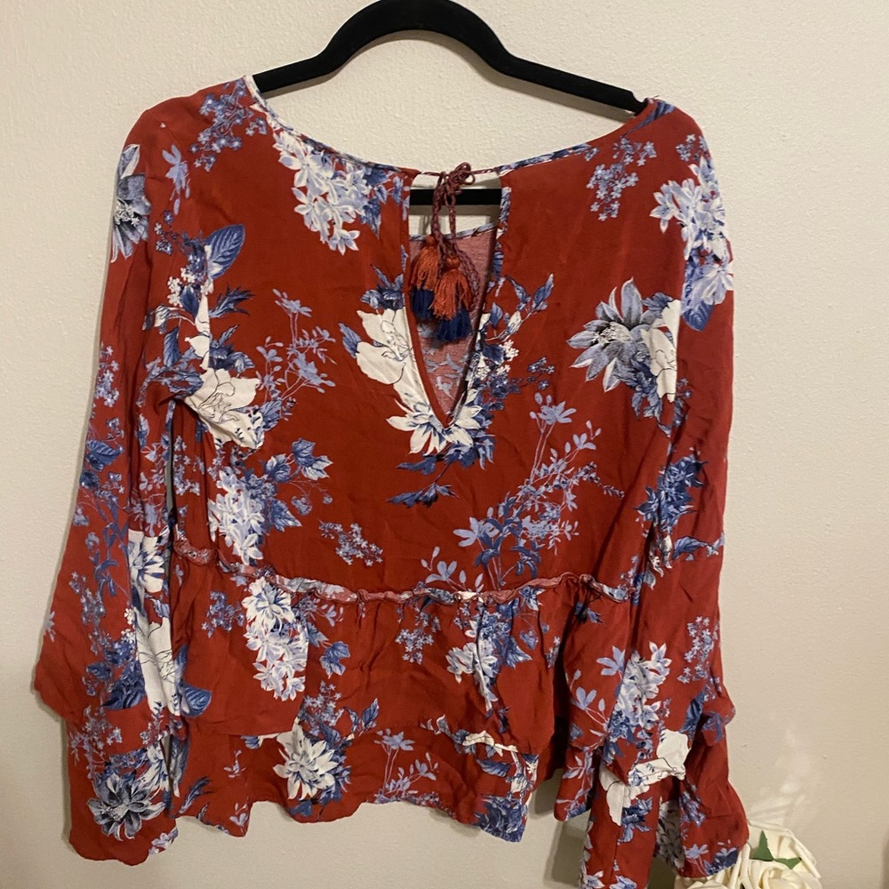 Altar’s State Blouse - Picture 3 of 3